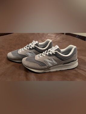 New Balance 997H Men’s 13